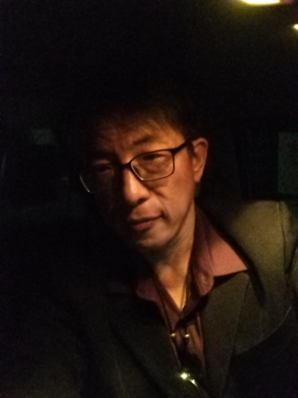 隱姓埋名的第一张照片--桃园交友中心