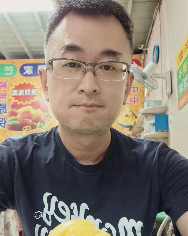 感感的第一张照片--桃园交友中心
