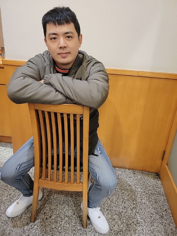 丁丁的第一张照片--桃园交友中心
